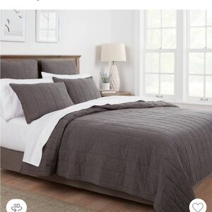 Threshold F/Q Space Dyed Quilt & Two Shams Set- Dark Gray